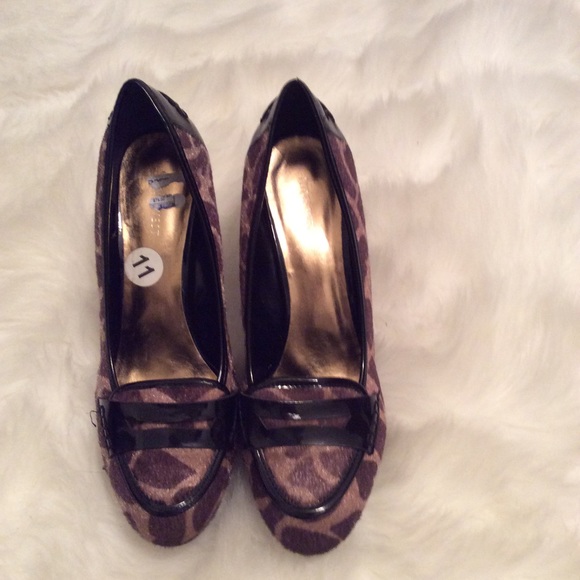 Platform Pumps - Picture 2 of 4